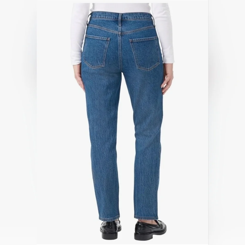 NWT Kirkland High-Rise Straight Fit Women’s Jeans Size 10